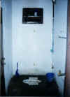 Nepalesisk toilet.jpg (43563 byte)